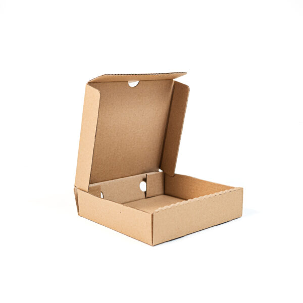 Caja Pizza Kraft 8" (20.32 cms) x 8" (20.32 cms) x 2" (5 cms).