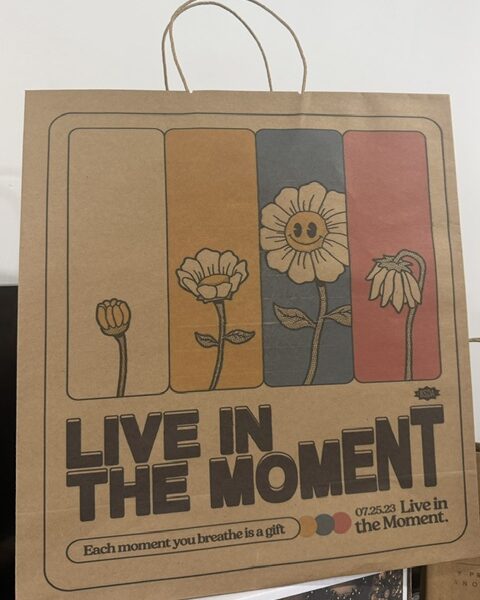 Bolsa kraft Premiun con asa 435x400x100 mm